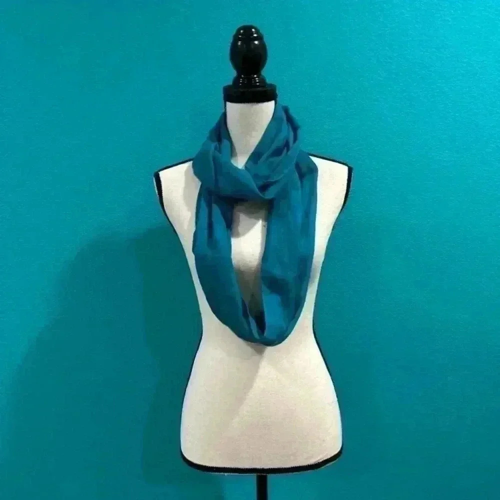 Blue infinity scarf